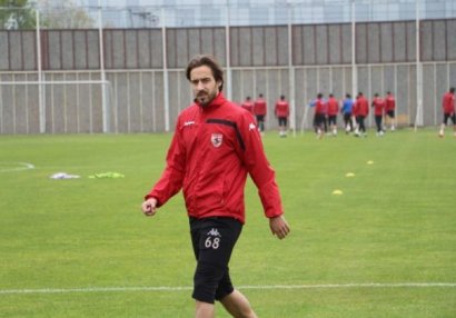 Budaksız darmadağın