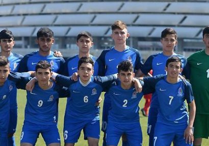 Yığmamız Skopyeyə 20 futbolçu ilə getdi