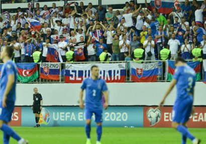 Azərbaycan millisi FIFA reytinqində gerilədi