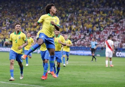 Braziliya darmadağınla 1/4 finalda