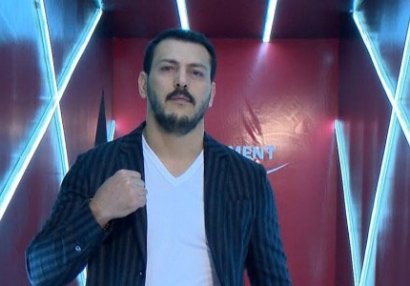 Zabit Səmədovun yarım milyonluq avtomobili - FOTO