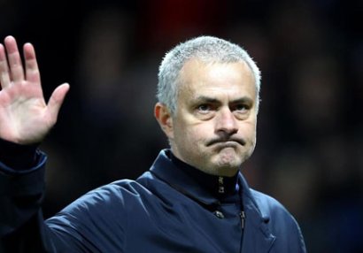 Mourinyo 100 milyonluq təklifdən imtina etdi