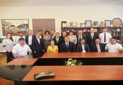 Fariz Nəcəfov Cümhuriyyət medalı ilə təltif edildi