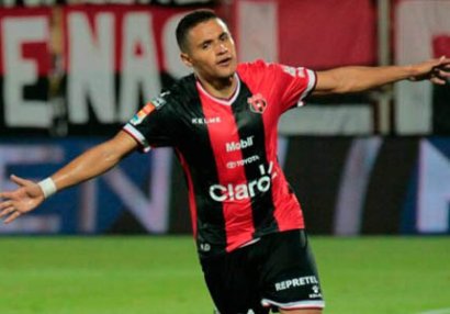 Honduras millisinin hücumçusu Bakı klubunda