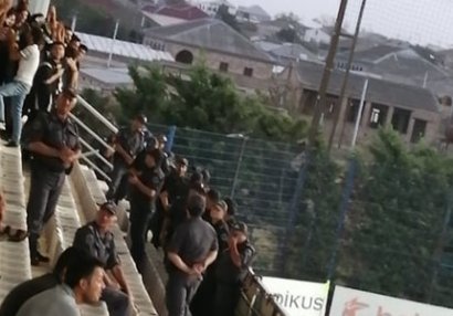 “Neftçi” azarkeşlərindən Bordinə \