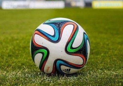 Milli komandamızda 28 futbolçu