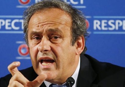 Mişel Platini yenidən futbola qayıdır
