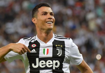 Ronaldo hamıdan çox maaş alır