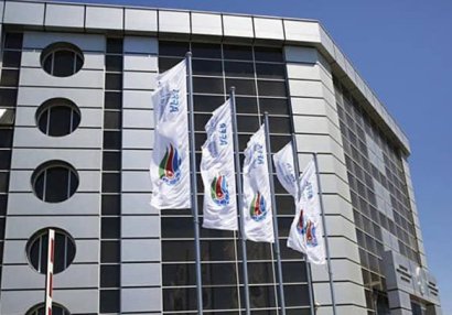AFFA millinin siqaret çəkən üzvlərini cərimələdi