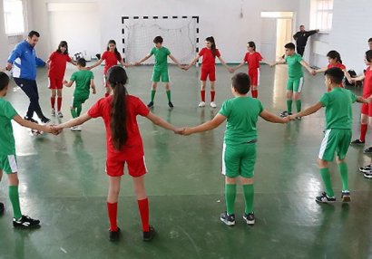 Təhsillə idmanı birləşdirən körpü: Bölgələrdə uşaq futbolu necə inkişaf etdirilir? - ARAŞDIRMA