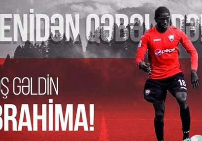 İbrahima Niasse rəsmən \