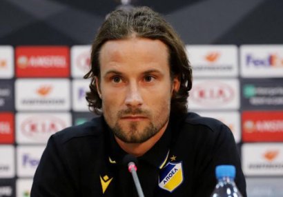 APOEL-in futbolçusu: \