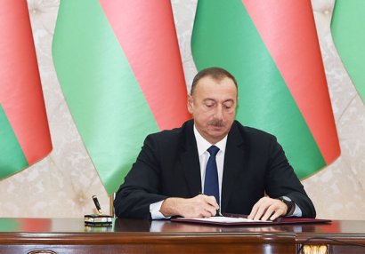 Prezident stadionun yenidən qurulmasına 5 milyon manat ayırdı