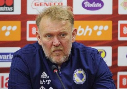Robert Prosineçki istefa verdi