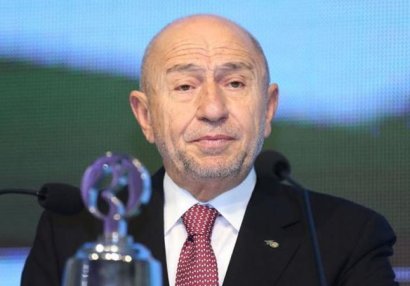 Nihat Özdəmir: \