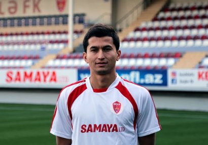 Özbəkistan millisinin üzvü rəsmən \