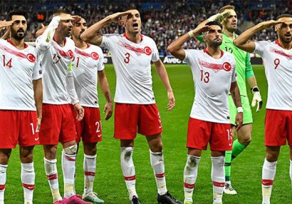 UEFA əsgər salamına görə Türkiyəyə cəza vermədi