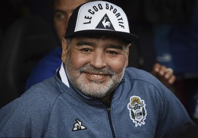 Maradona yadplanetlilər tərəfindən oğurlanıb