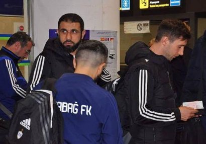 3 komandamız bir təyyarədə Antalyaya getdi