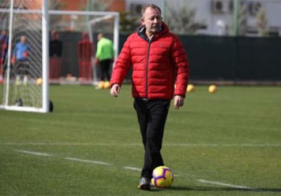 Sergen Yalçın qovuldu