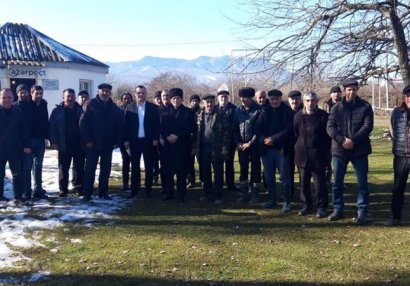 Tanınmış jurnalist İlkin Xəlilov seçicilərlə görüşlərə start verdi - FOTOLAR