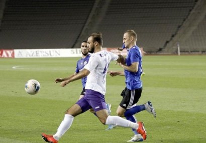 Mahir qol vurdu, \