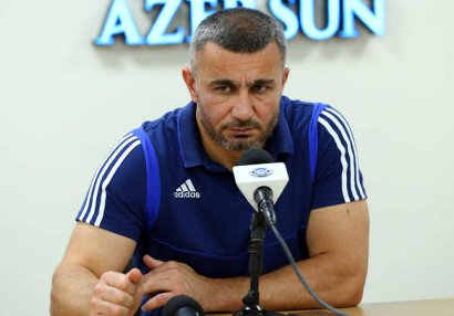 Qurban Qurbanov: \