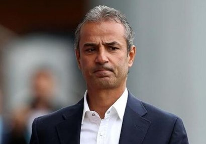 Super Liqada daha bur baş məşqçi istefası