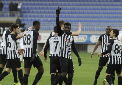 “Neftçi” Azərbaycan çempionatlarında 450-ci qələbəsini qazandı