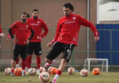 Vaqif Cavadov \