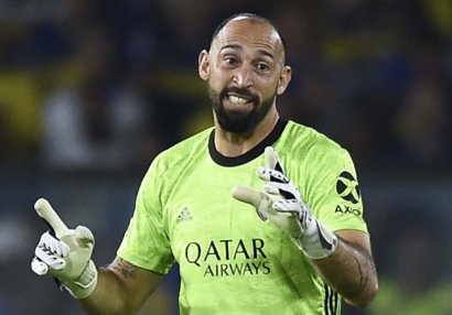 Məşhur argentinalı futbolçu \