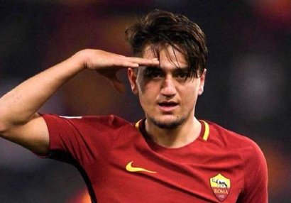 Daha bir türk futbolçu Premyer Liqa yolunda