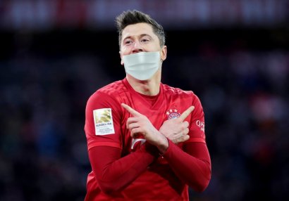 BUDESLİQA: Futbolçular maskada oynayacaq, 15 dəqiqədənbir fasilə olacaq