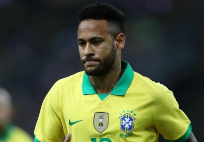 Braziliyalı futbolçu Neymarı tənqid etdi: \