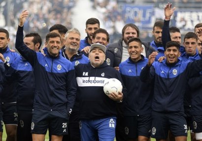 Maradona: 