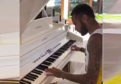 Neymar piano da çala bilir - VİDEO