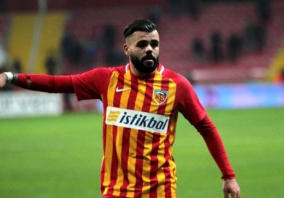 Türk futbolçu Azərbaycan millisindən imtina etdi