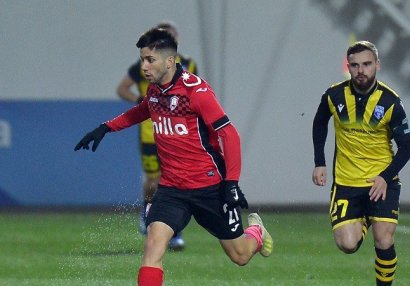 İspan futbolçu: \