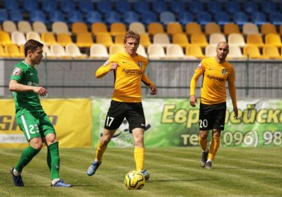 Paşayev qələbə ilə başladı