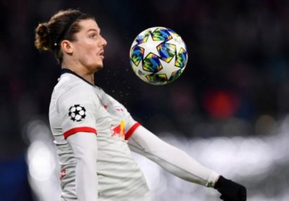 Tanınmış futbolçunun koronavirusa yoluxduğu ortaya çıxdı - Klubu gizlədib