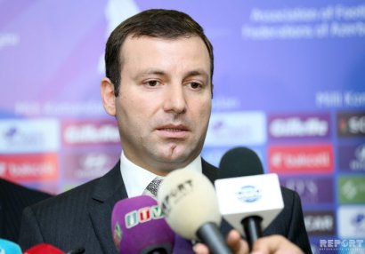 AFFA millinin baş məşqçi postuna namizədlərlə danışıqları bərpa etdi