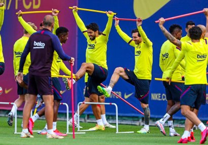 Messi ümumi məşqlərə başladı