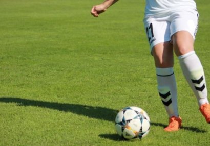 Азербайджанский футбольный клуб планирует создать женскую команду