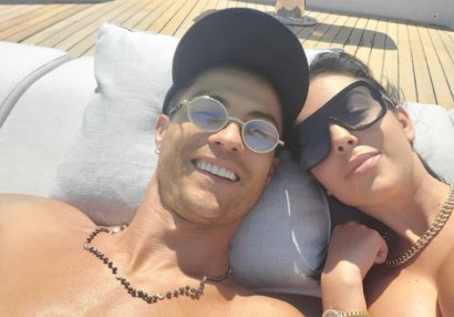 Ronaldunun sevgilisi bədənini belə göstərdi - FOTO
