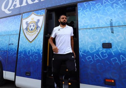 Rəşad Sadıqov Azərbaycan çempionatının ən yaxşı futbolçusunu açıqladı