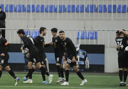 Bakı klubu daha bir futbolçusu ilə müqaviləni yenilədi
