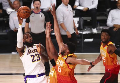 NBA: \