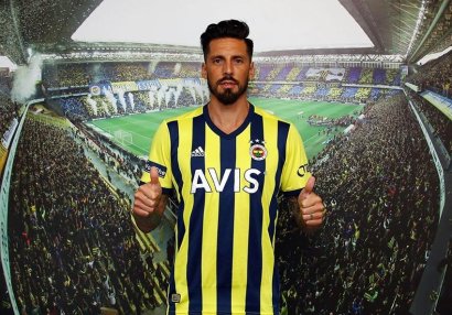 “Fənərbağça”dan növbəti transfer