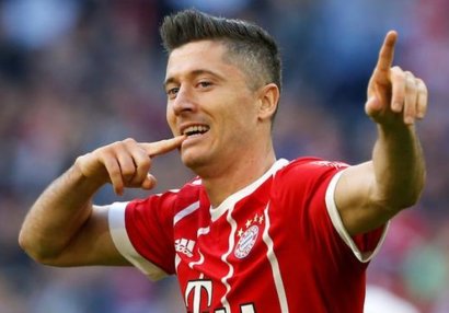 Levandovski Ronaldo ilə Messini geridə qoydu