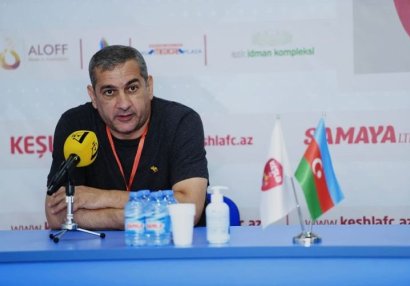 Yunis Hüseynov: 